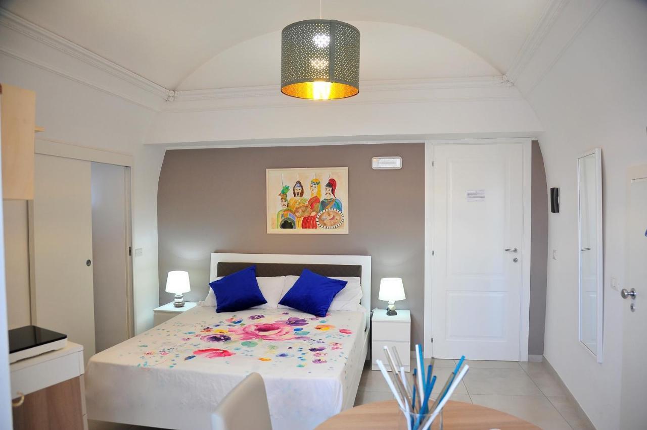 Benedettini - Exclusive Apartments & Monastery View คาตาเนีย ภายนอก รูปภาพ